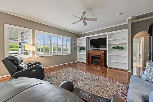 Listing Photo 15