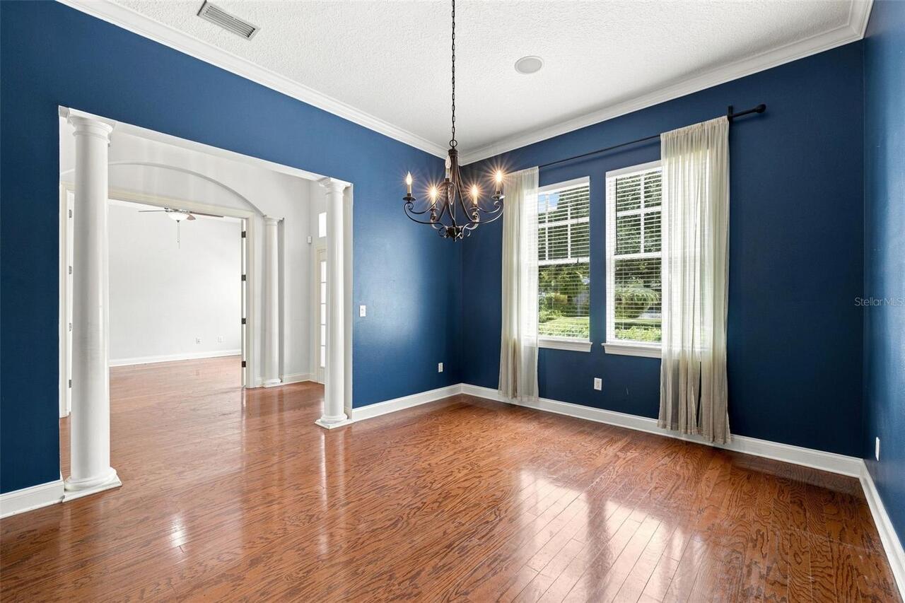 Listing Photo 11
