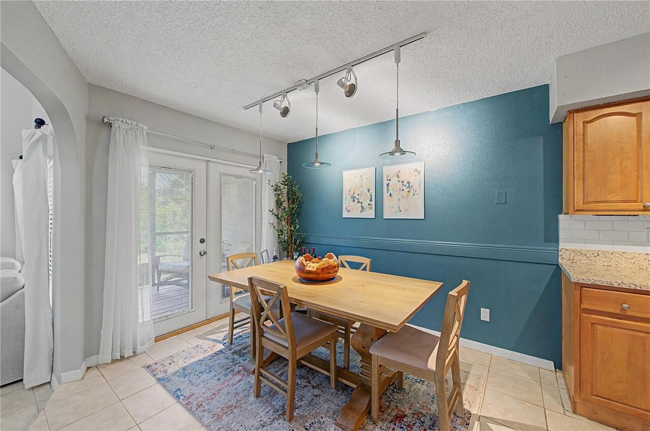 Listing Photo 8