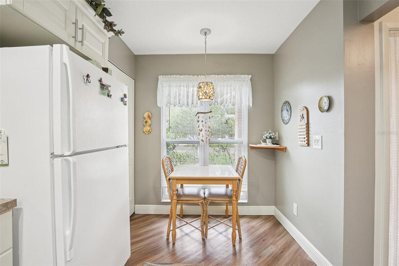 Listing Photo 12