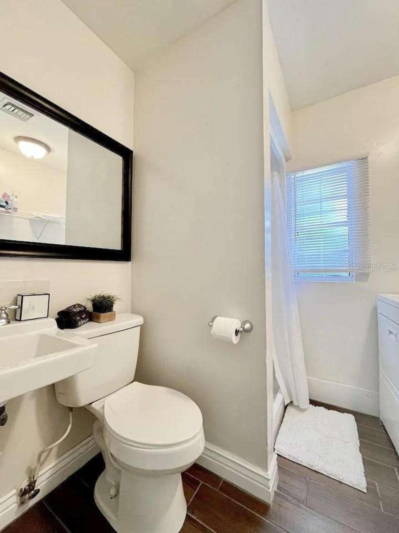 Listing Photo 7