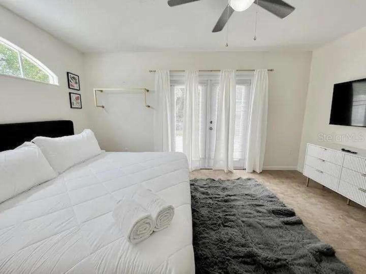 Listing Photo 9