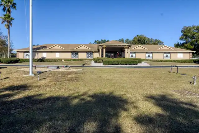 Listing Photo 11