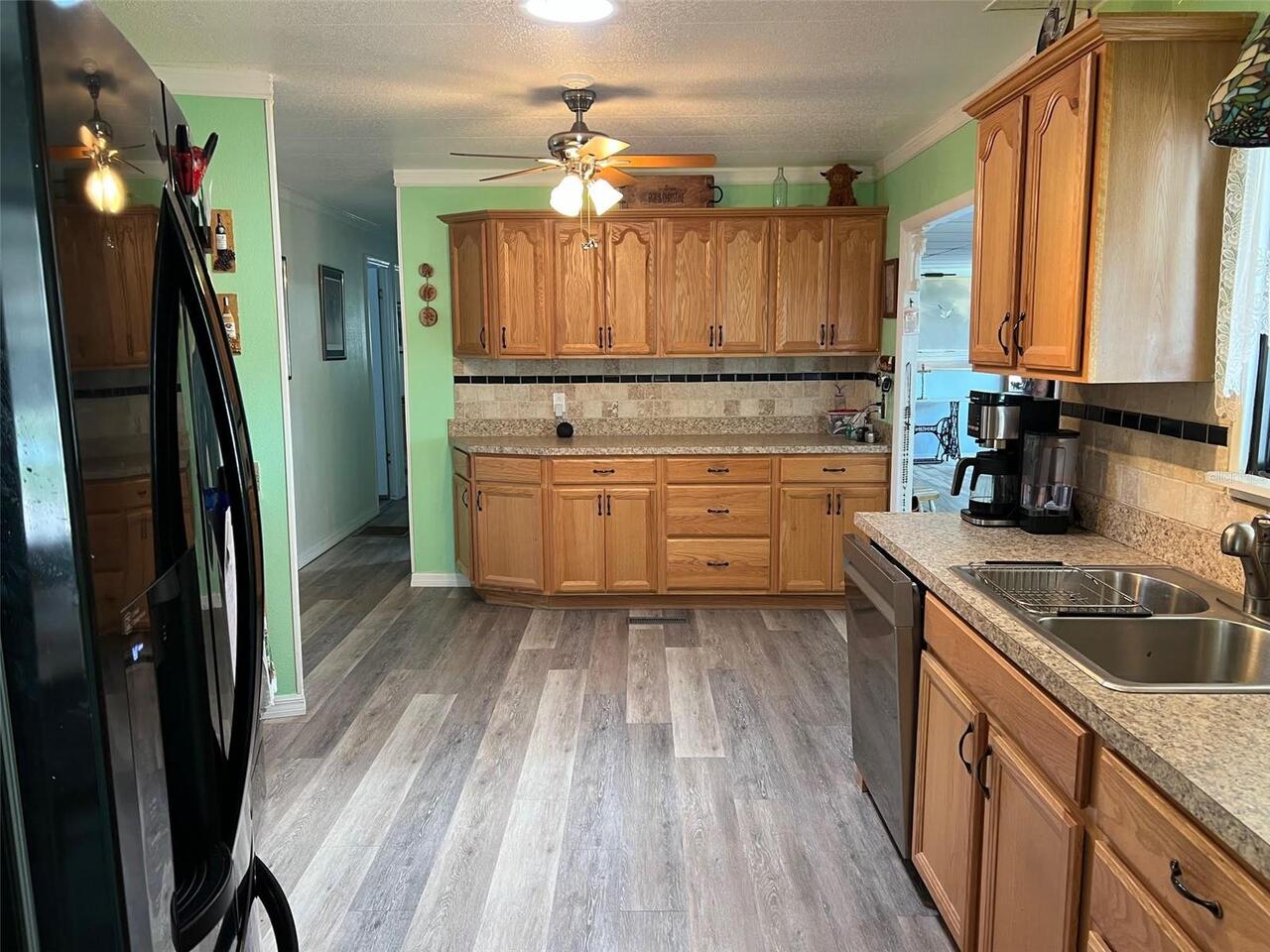 Listing Photo 15