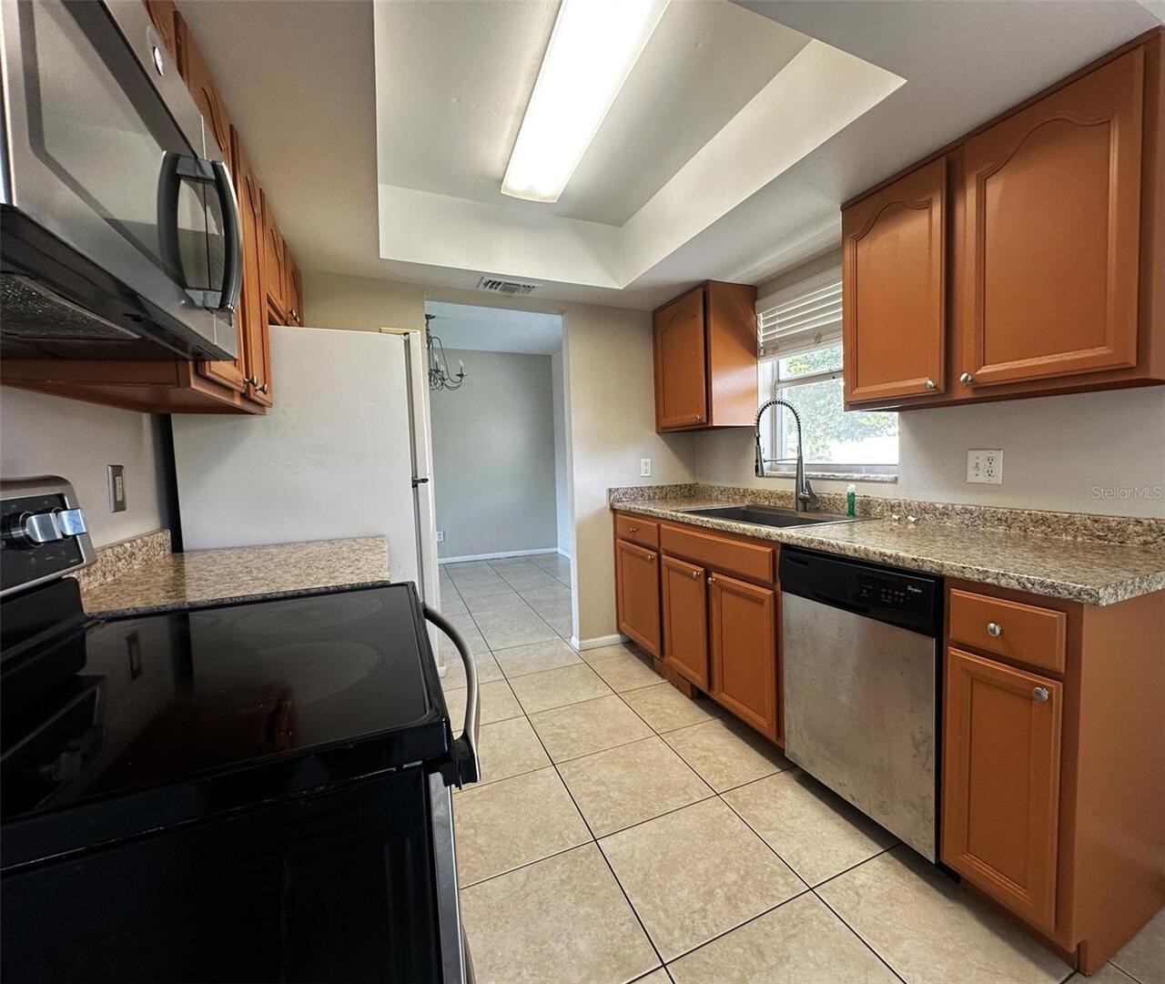 Listing Photo 12