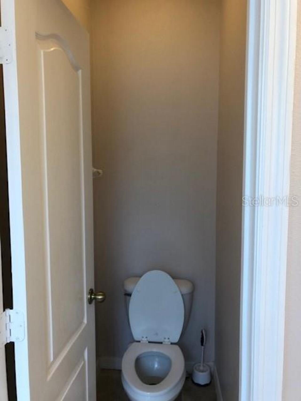 Listing Photo 9