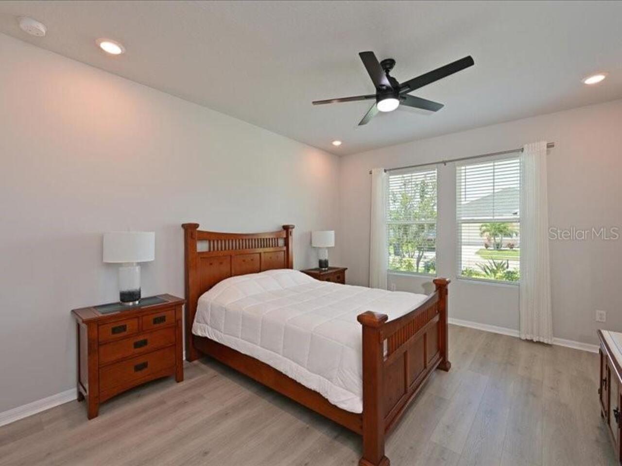 Listing Photo 22