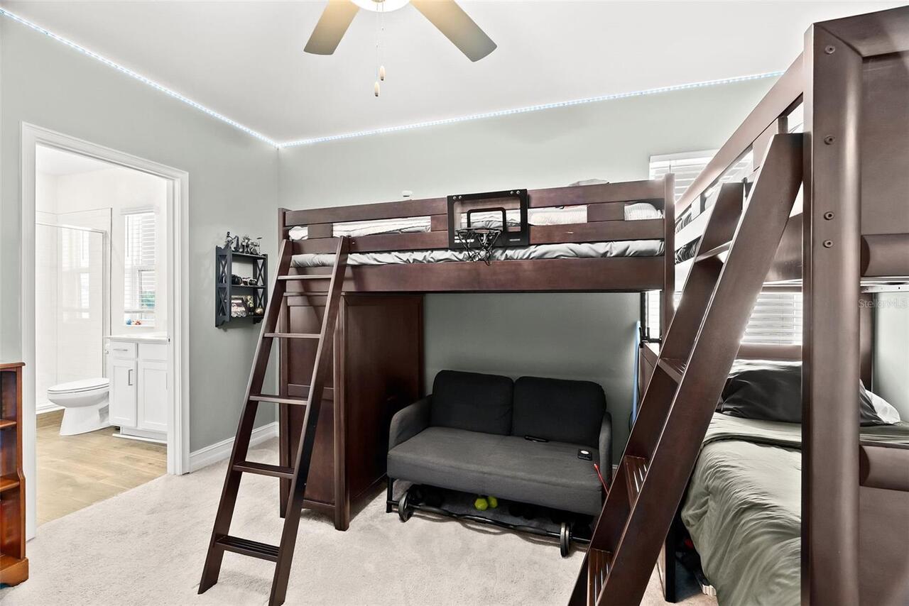 Listing Photo 42