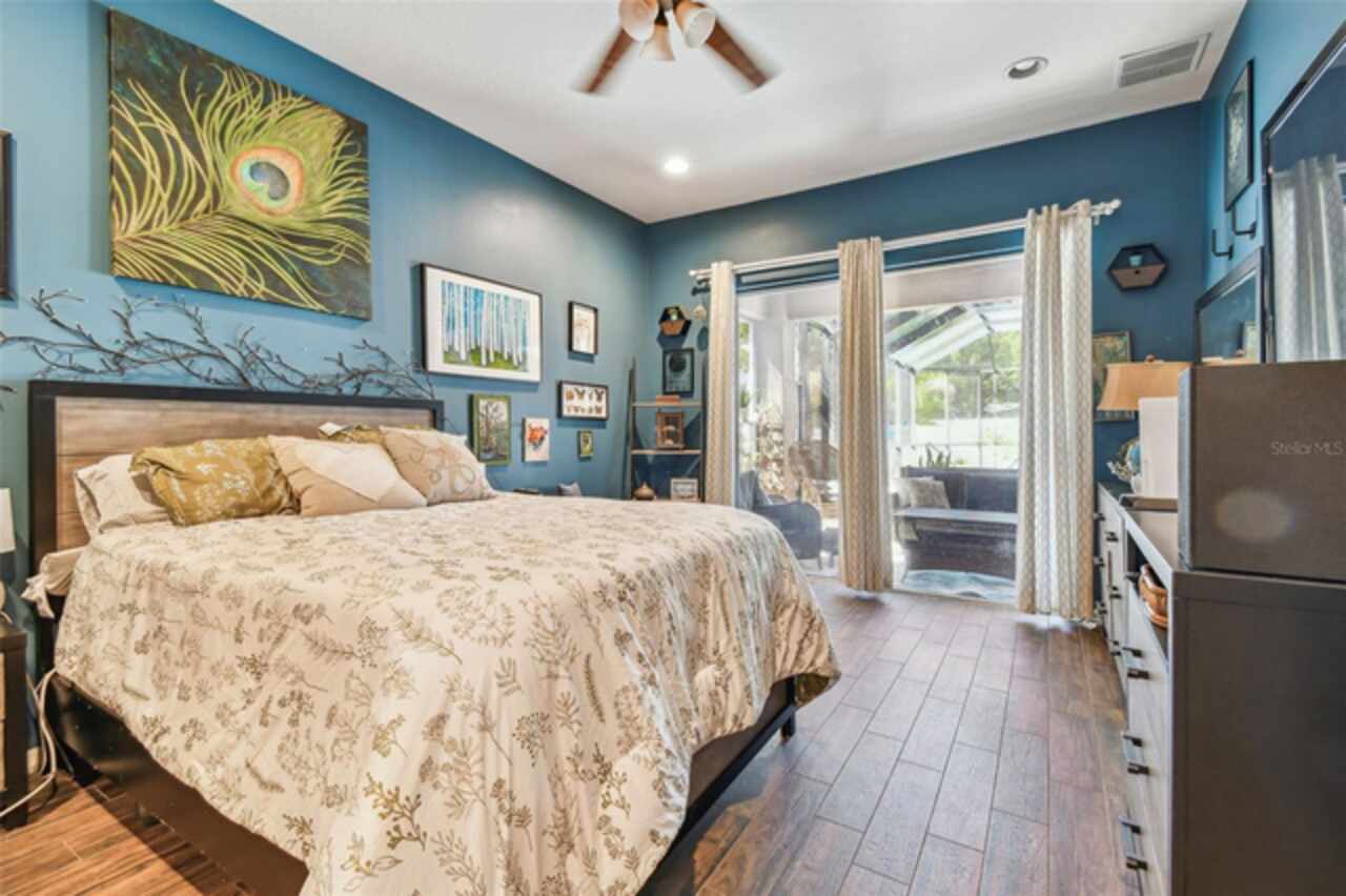 Listing Photo 9