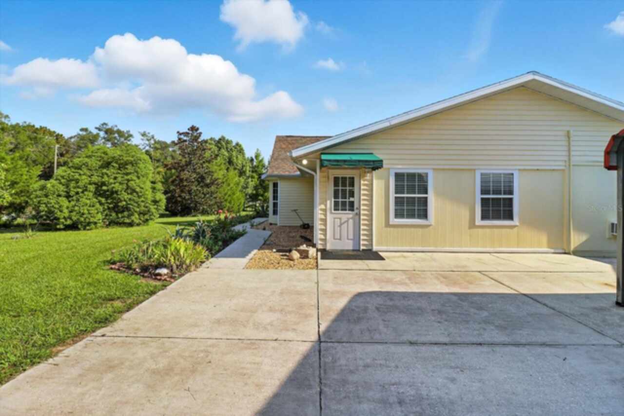 Listing Photo 8