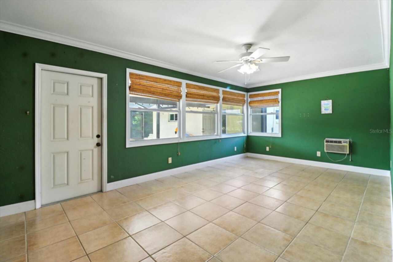 Listing Photo 25