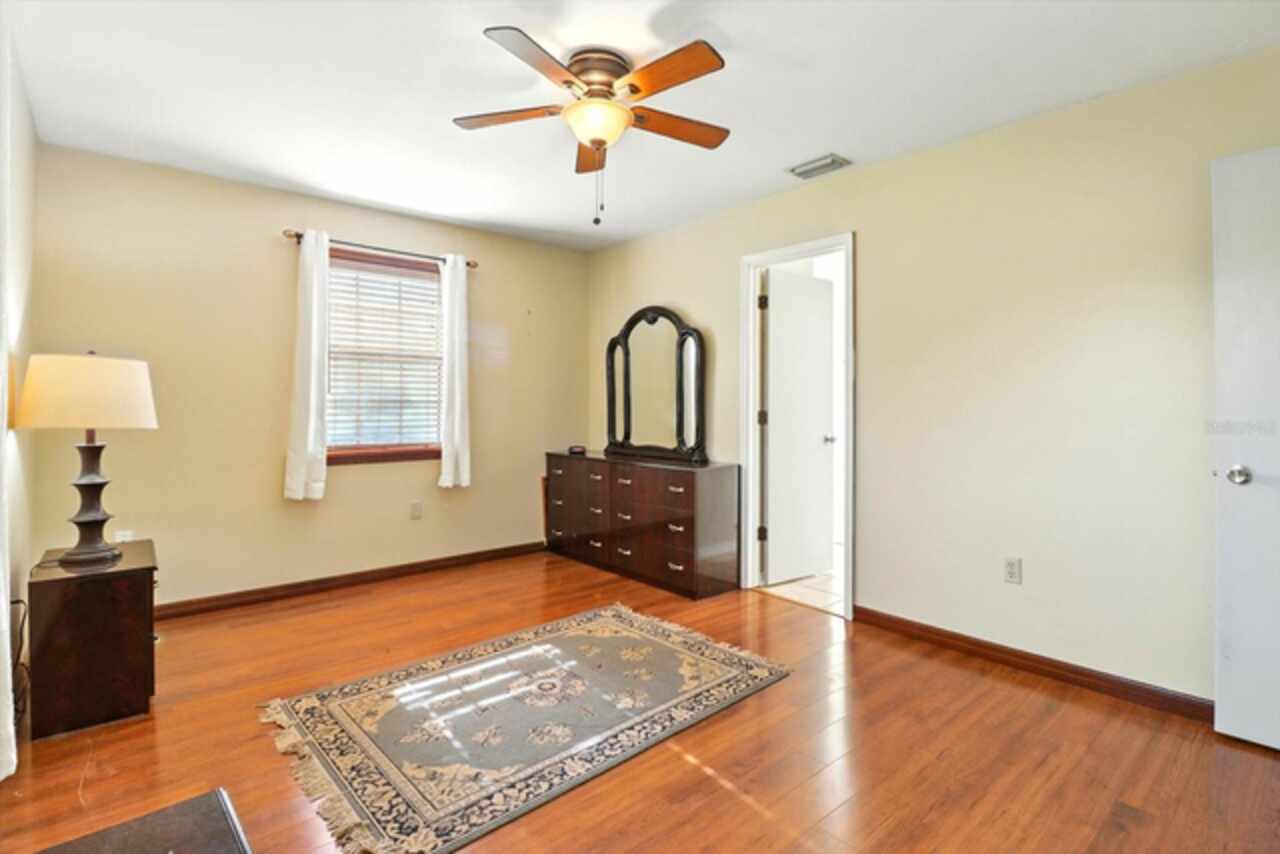 Listing Photo 28