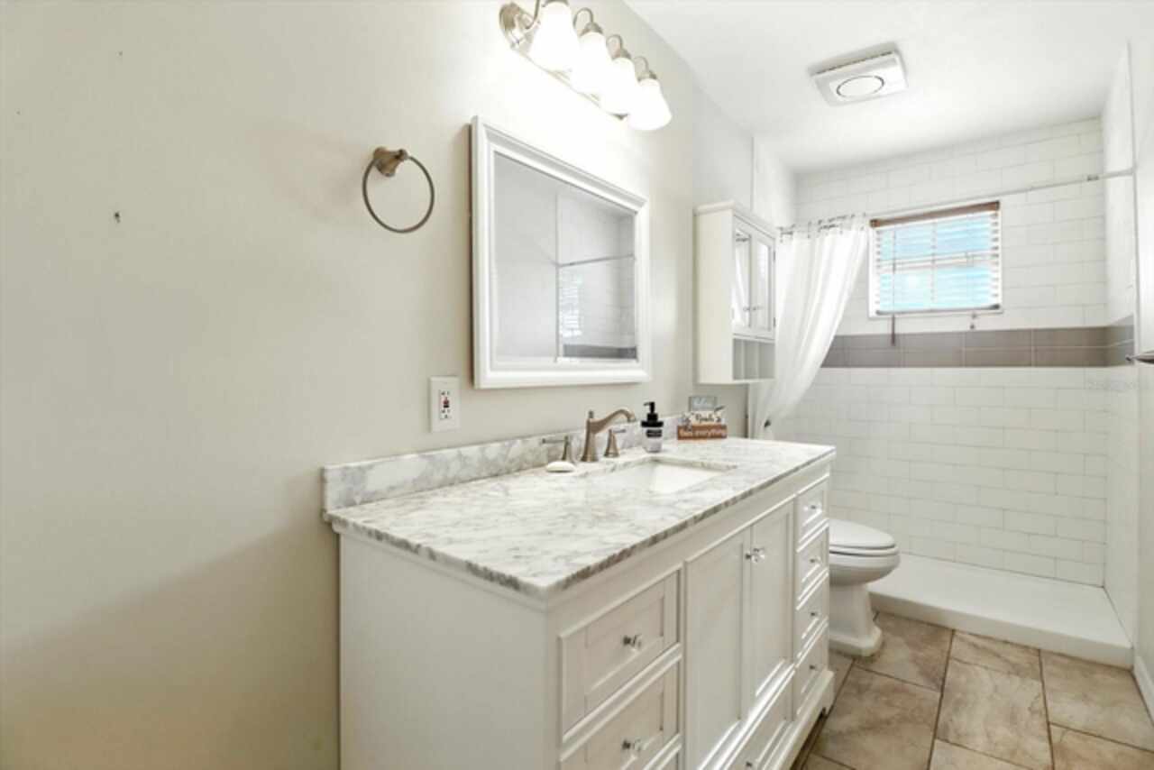 Listing Photo 34
