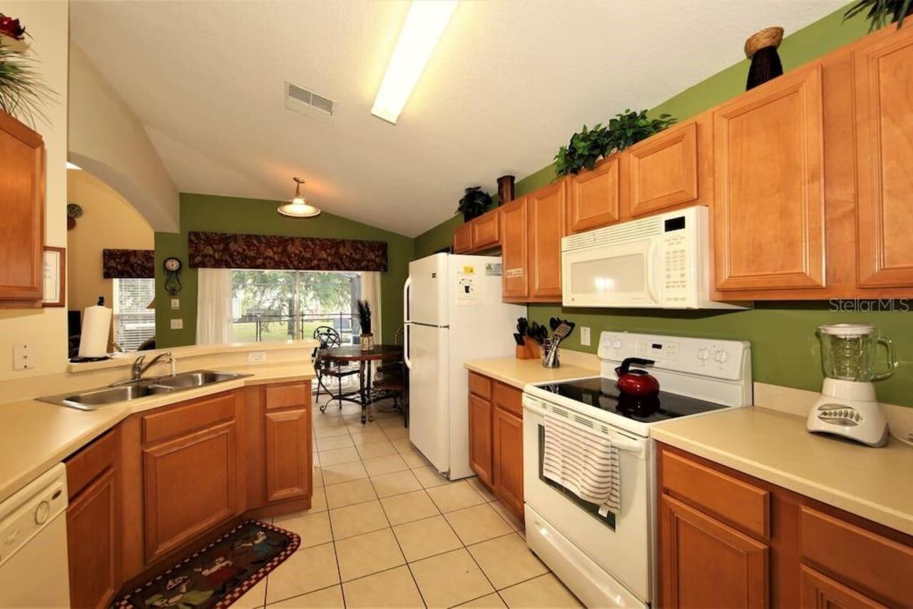 Listing Photo 10