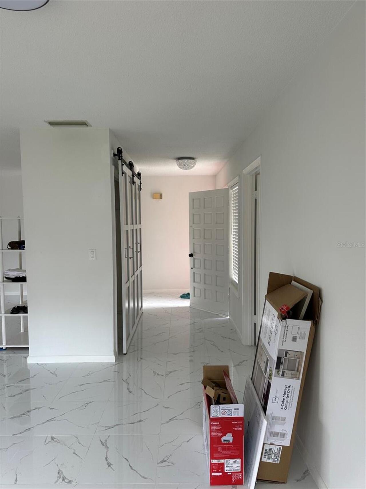 Listing Photo 8
