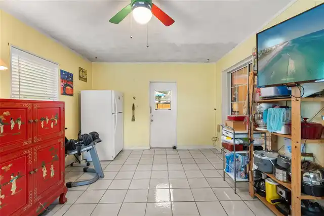 Listing Photo 17