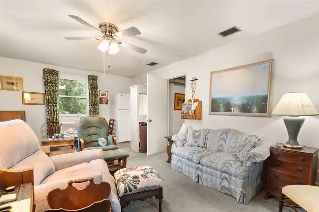 Listing Photo 34