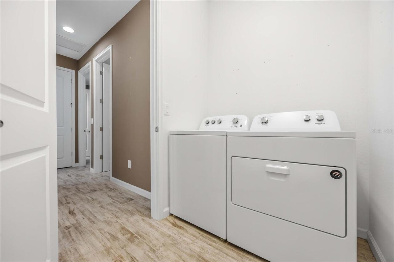 Listing Photo 10