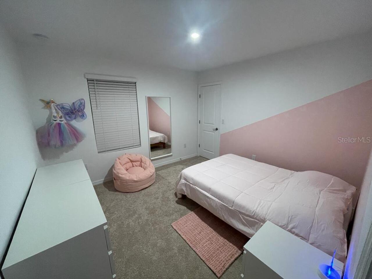 Listing Photo 10