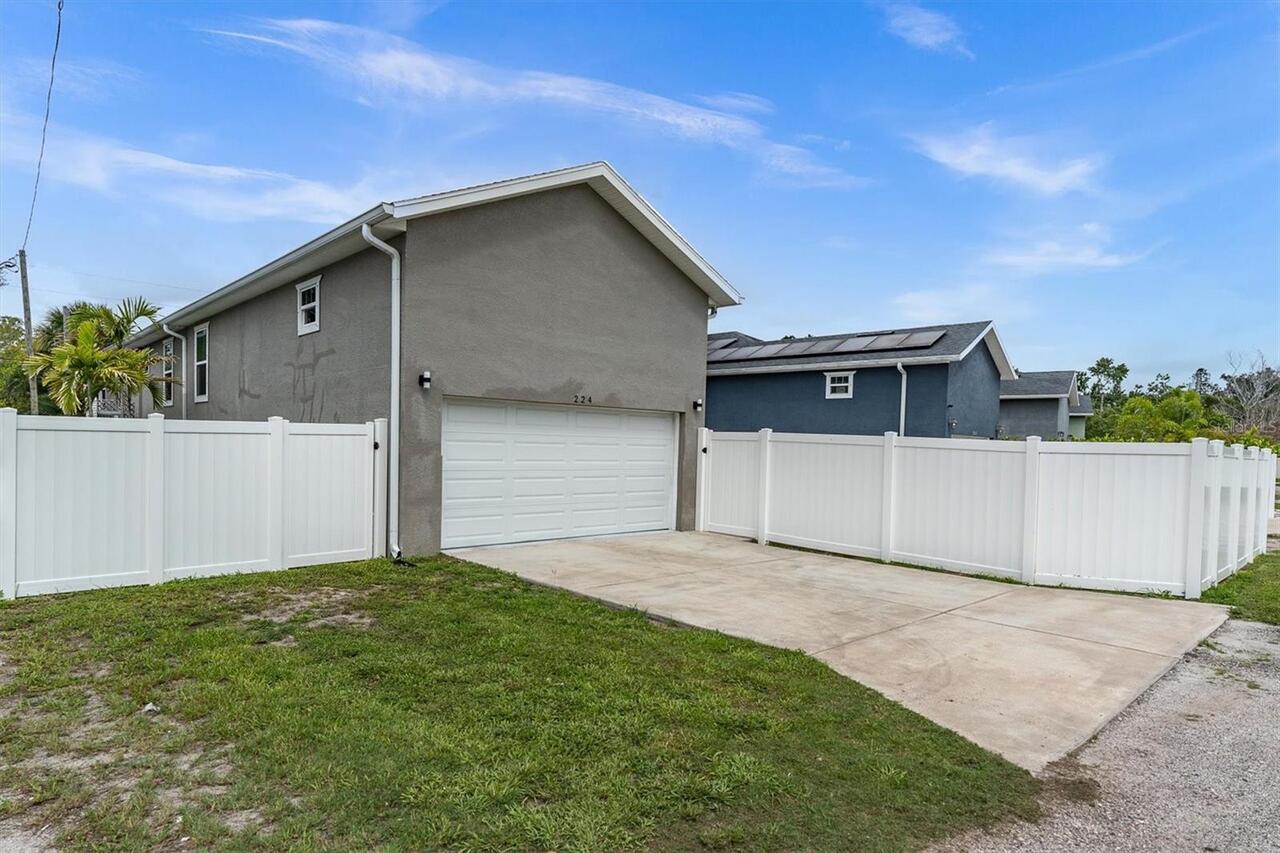 Listing Photo 43