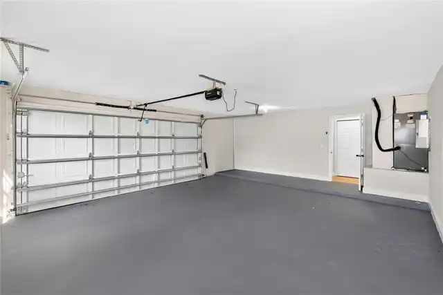 Listing Photo 38