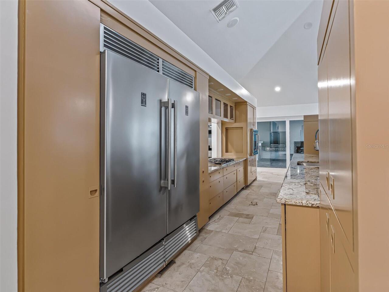 Listing Photo 17