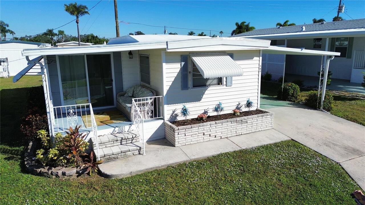 Listing Photo 1