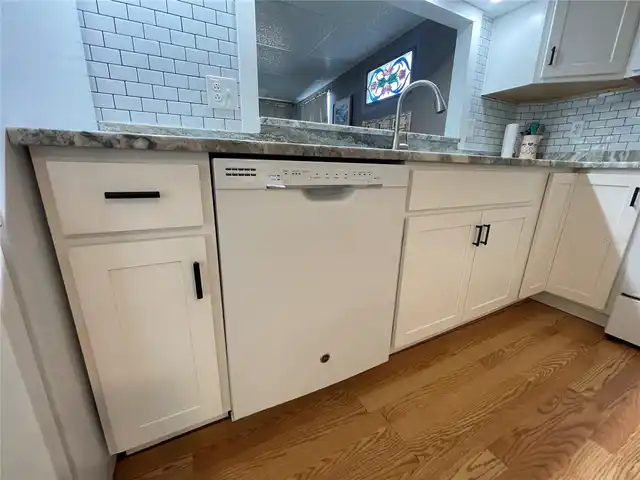 Listing Photo 7