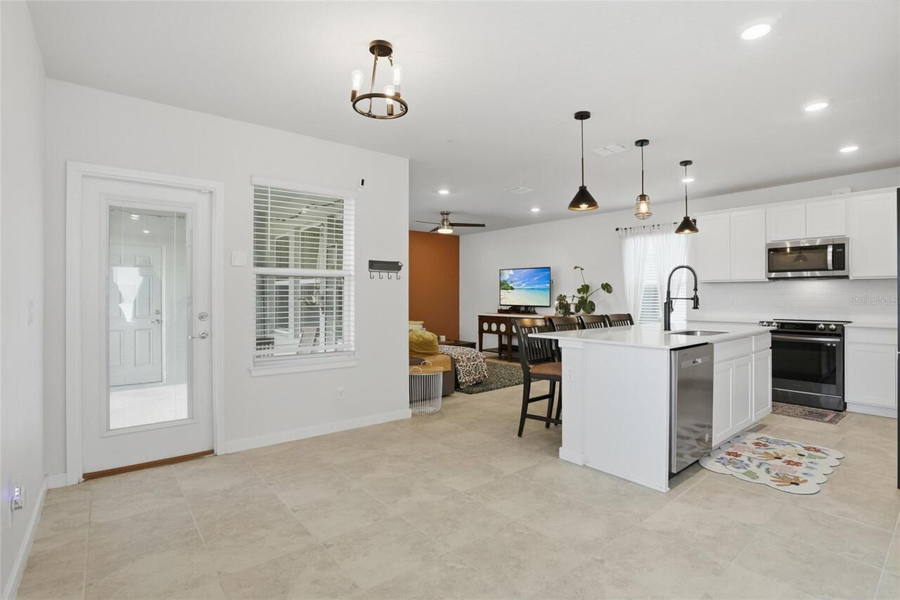 Listing Photo 10