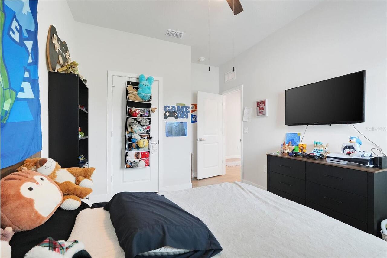 Listing Photo 25