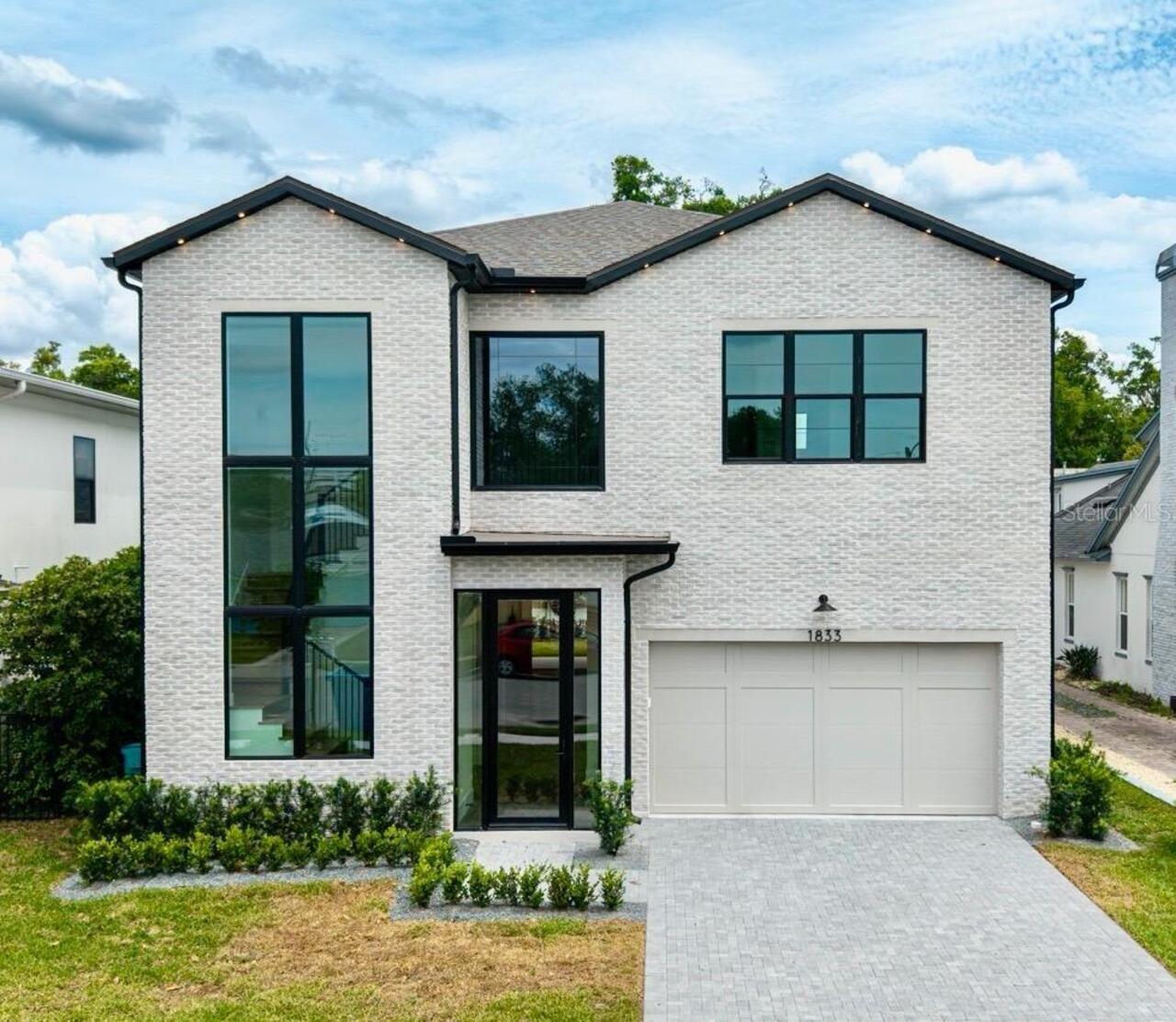 5BR, Home, 4BA, $1,795,000
Read More