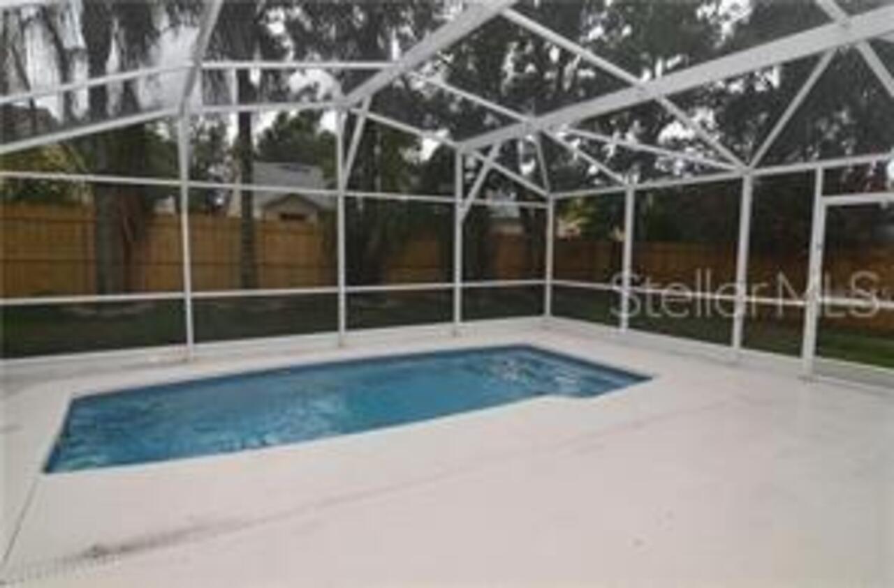 Listing Photo 10