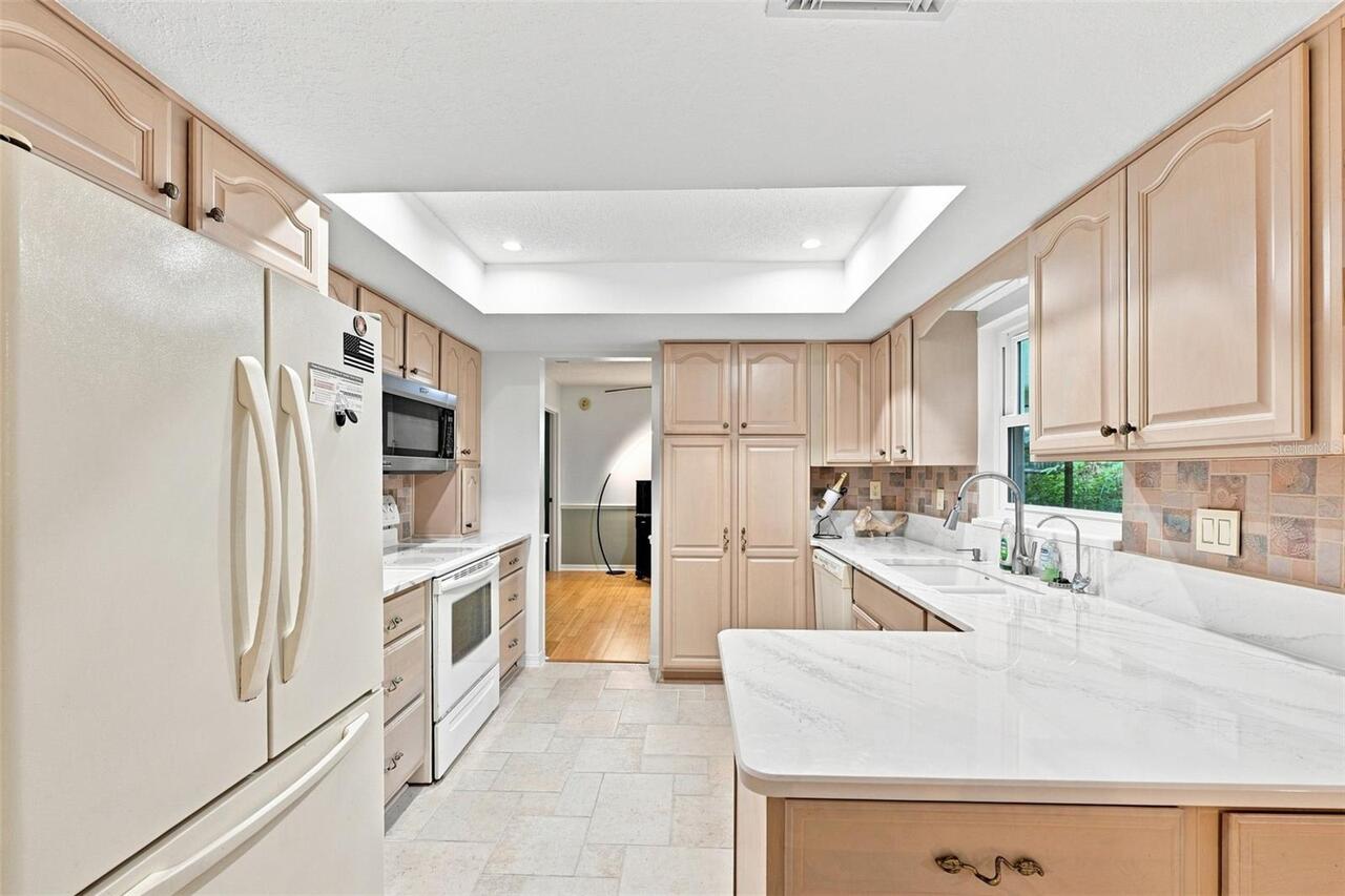 Listing Photo 17
