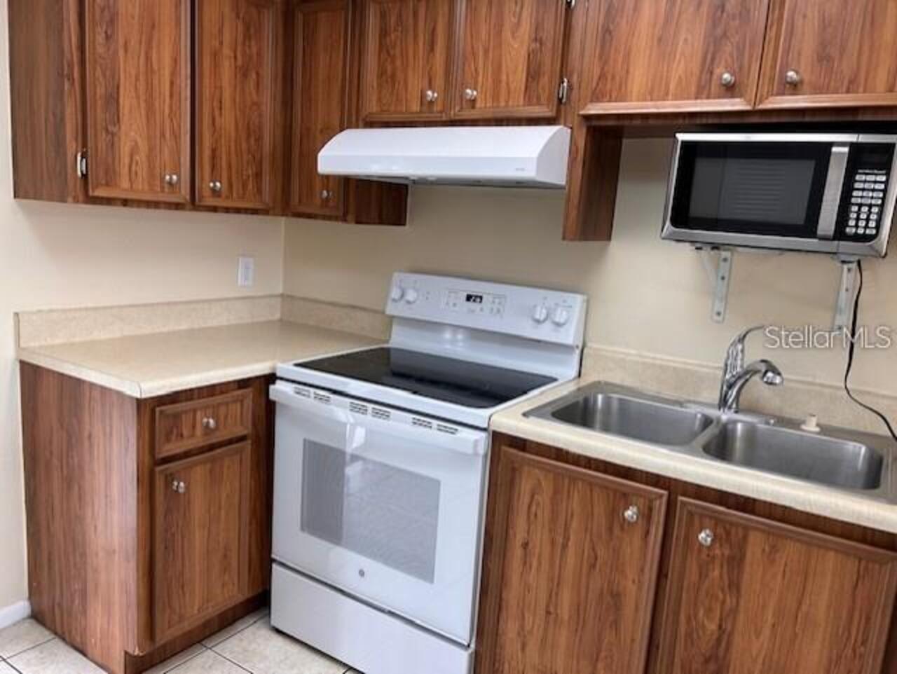 Listing Photo 9