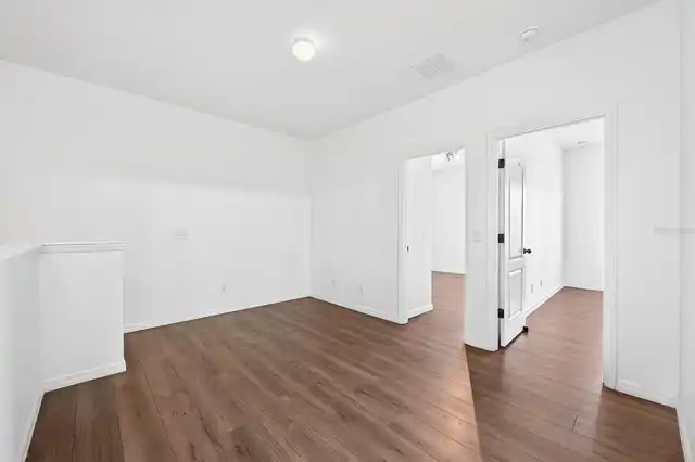 Listing Photo 17