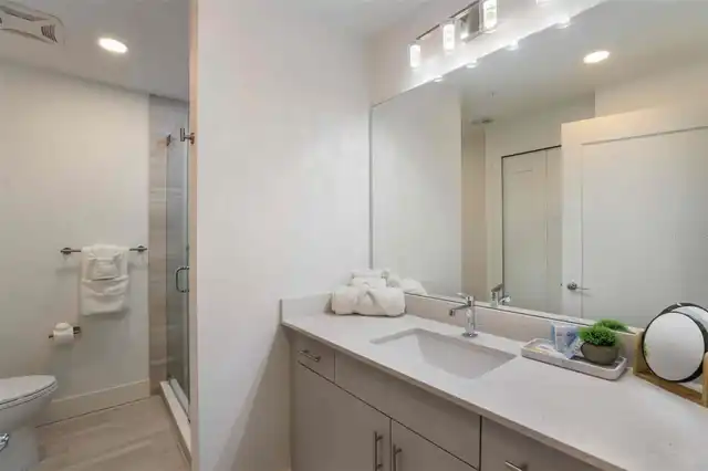 Listing Photo 33