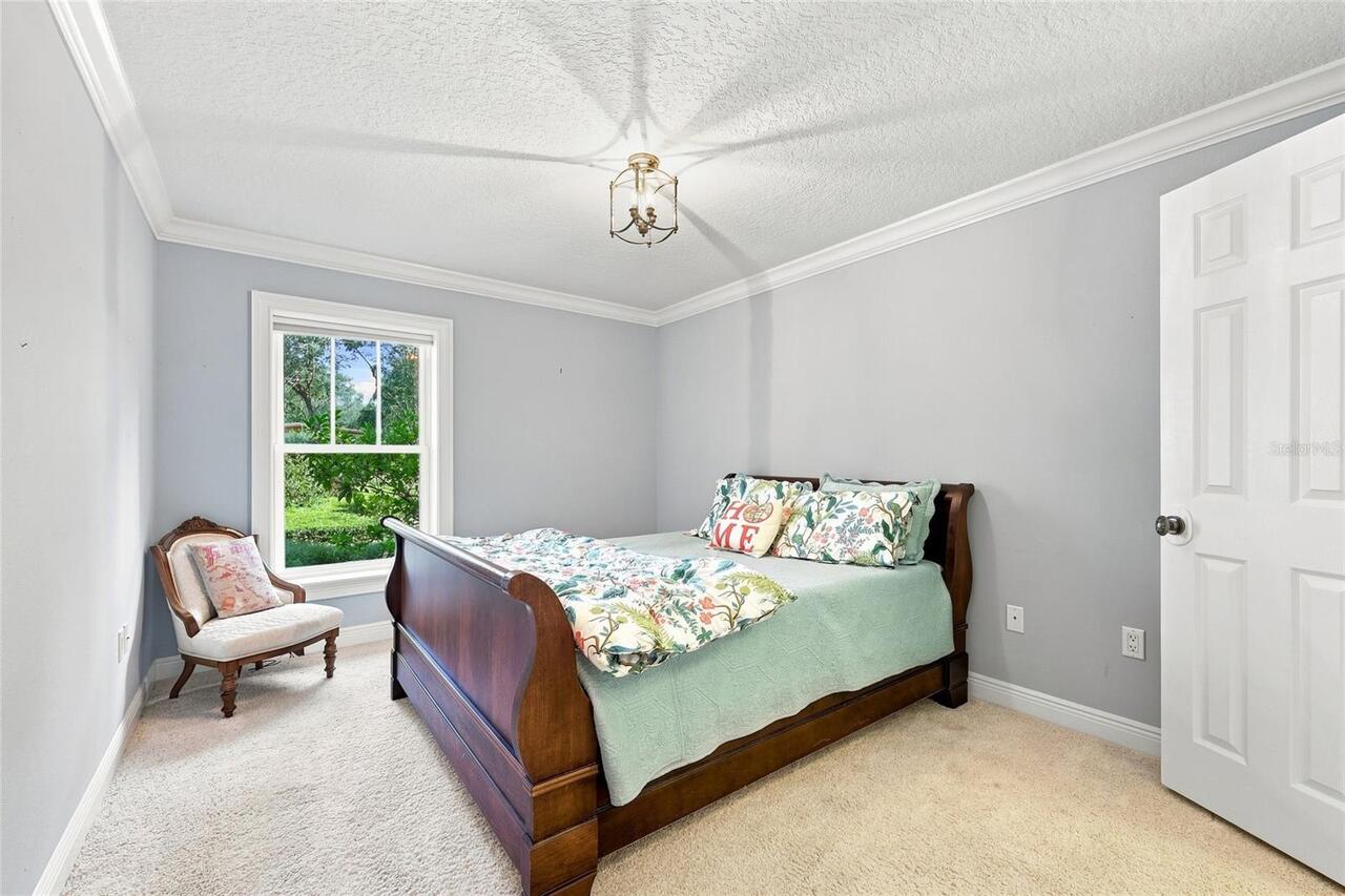 Listing Photo 17