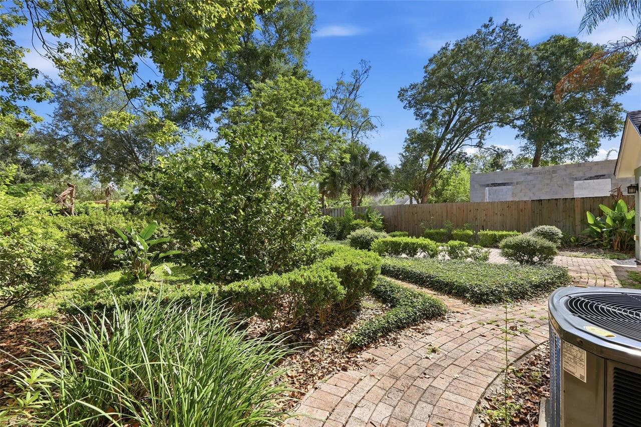 Listing Photo 28