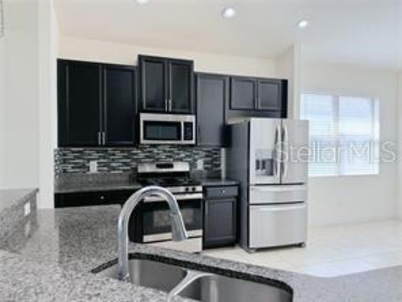 Listing Photo 12