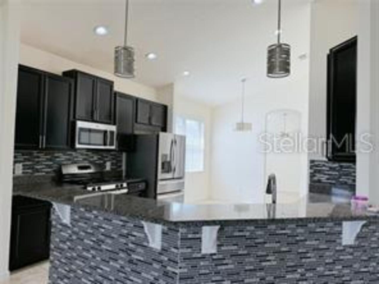 Listing Photo 14