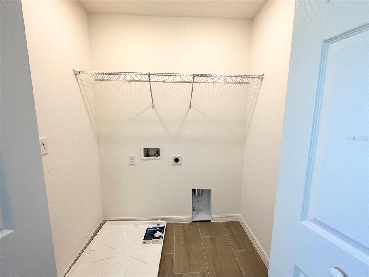 Listing Photo 12