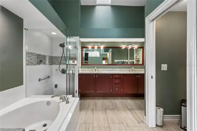 Listing Photo 19