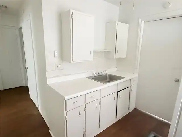 Listing Photo 6