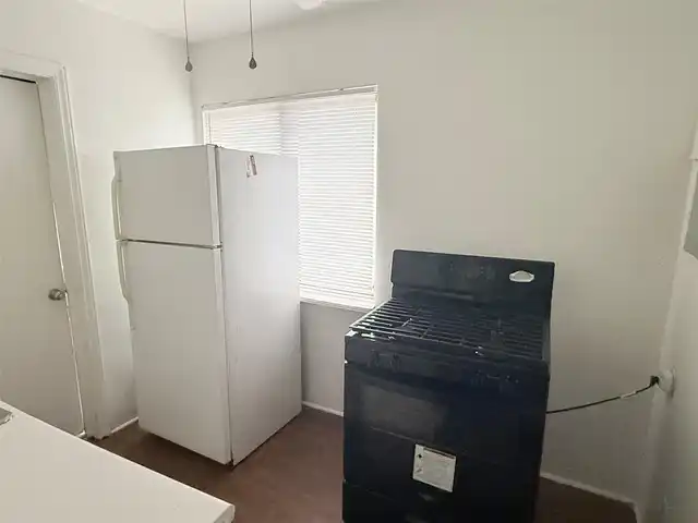 Listing Photo 7