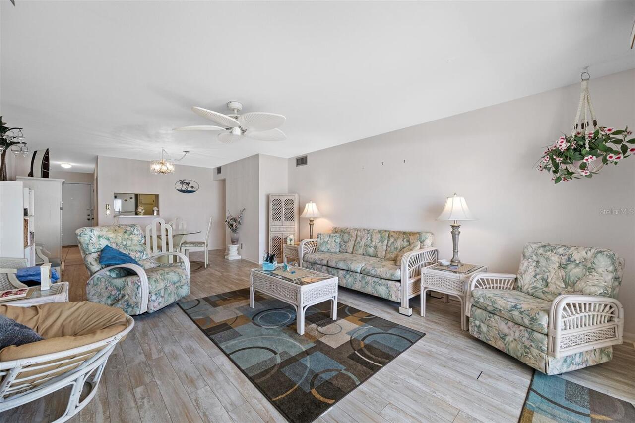 Listing Photo 15