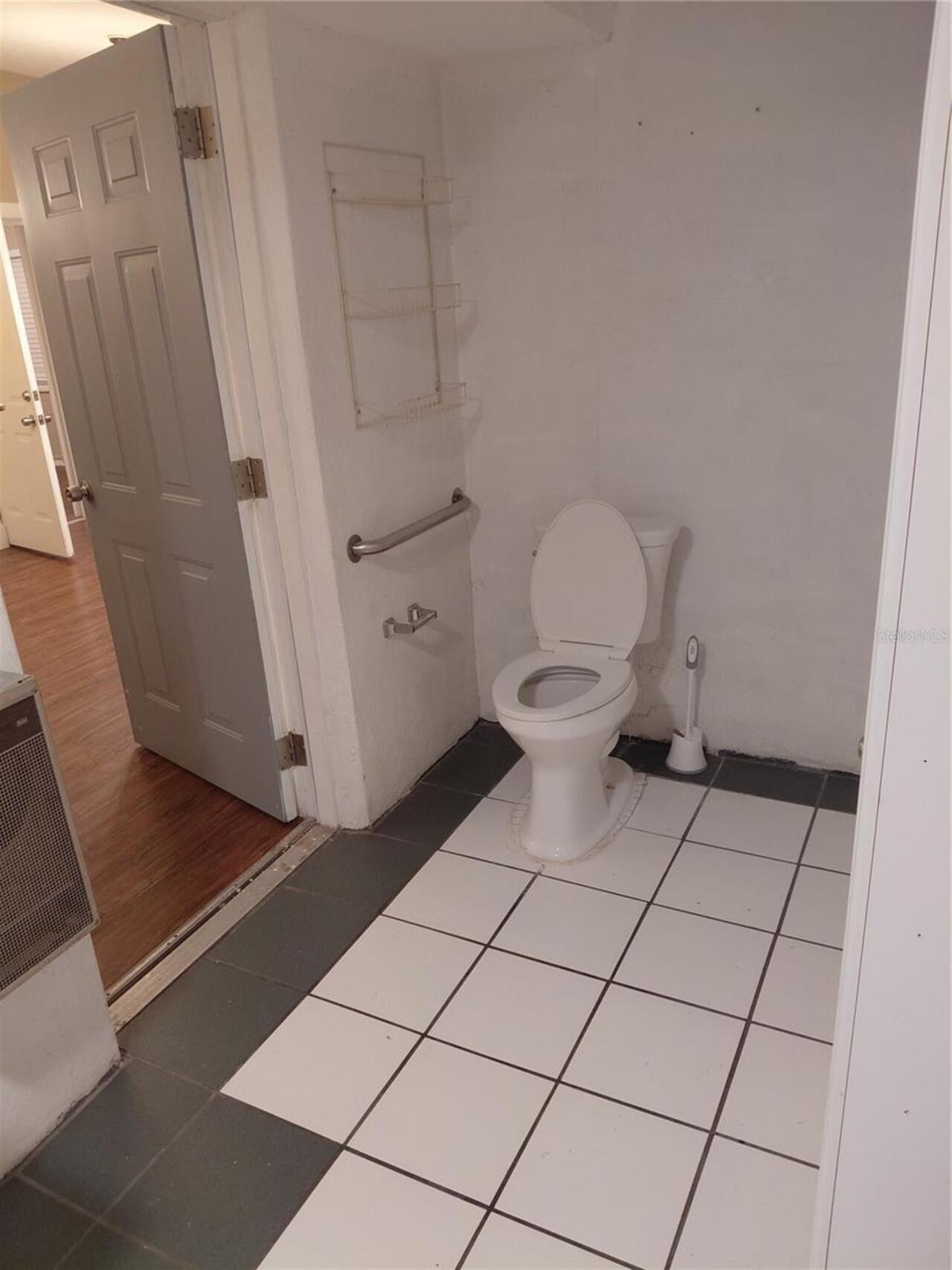 Listing Photo 18