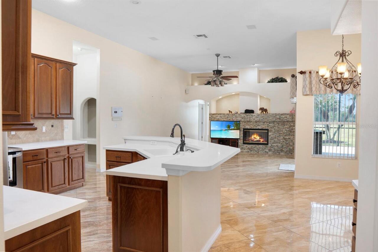 Listing Photo 9