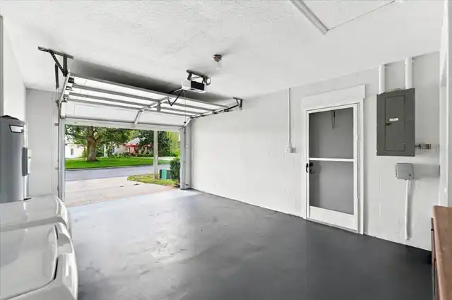 Listing Photo 37