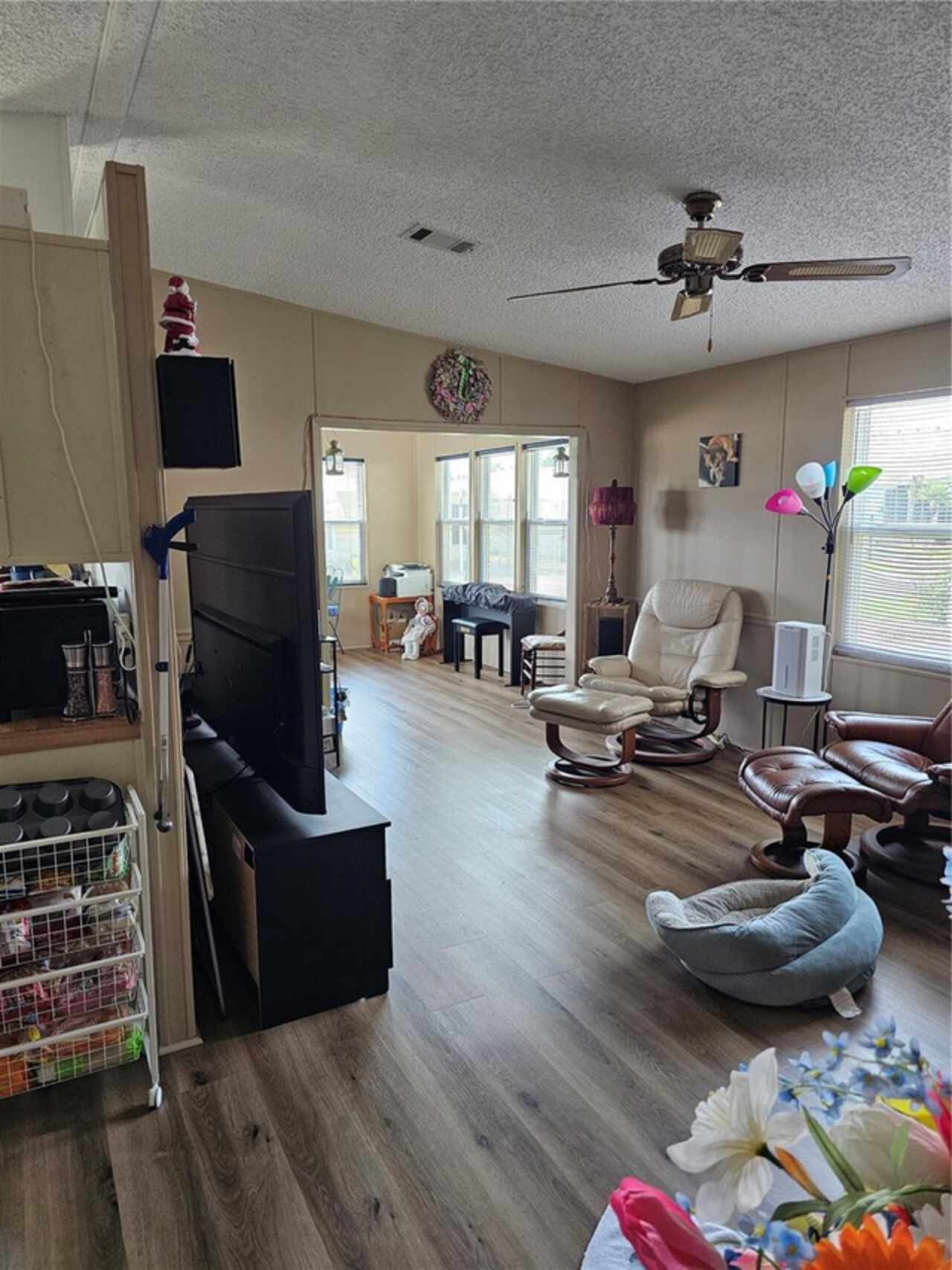 Listing Photo 10