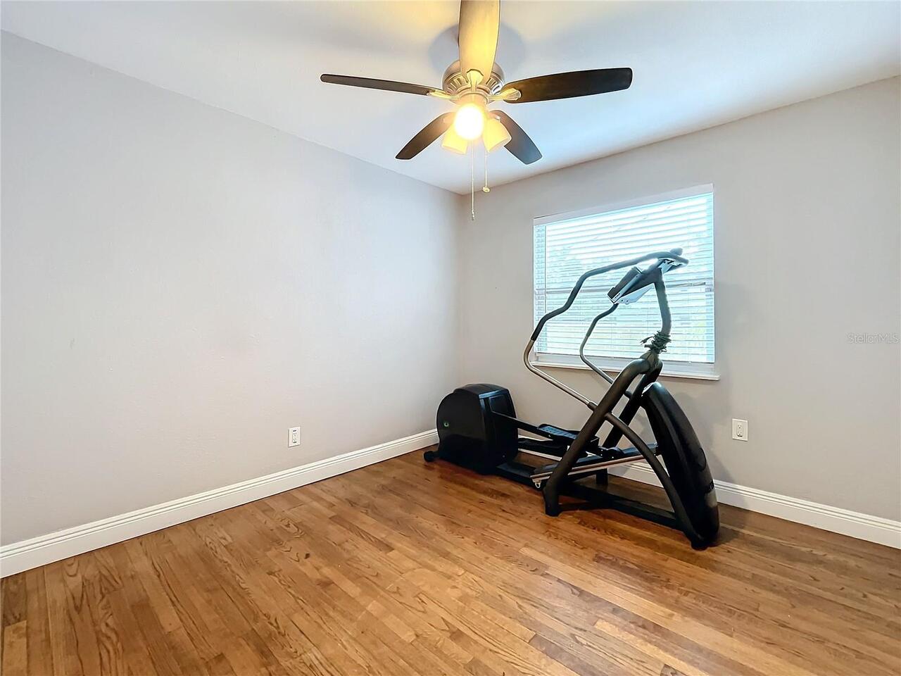 Listing Photo 15